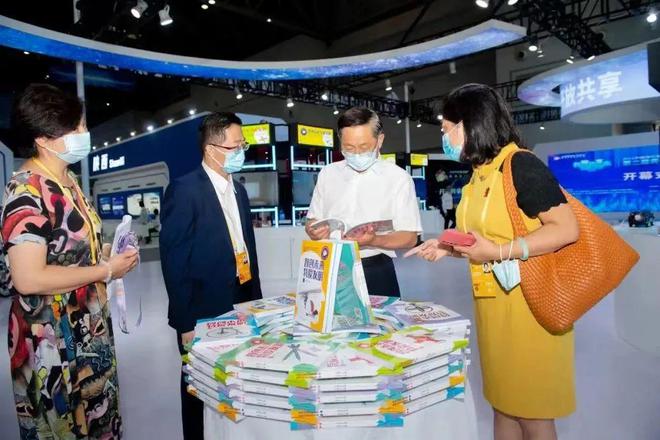 曾家巖小學 “發明大王”進課堂，科創發明課程結碩果